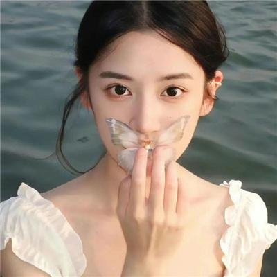 爱君如梦